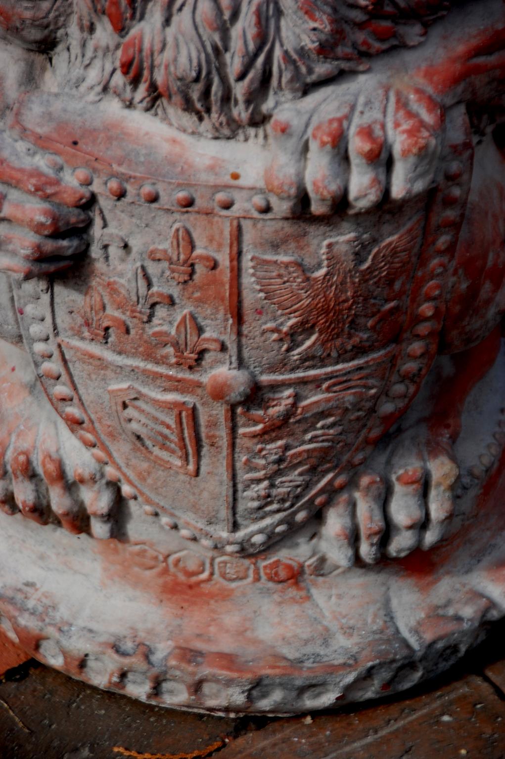 English Pair of Terracotta Rampant Lions with Crown, Shield and Coat of Arms In Good Condition In Wells, ME