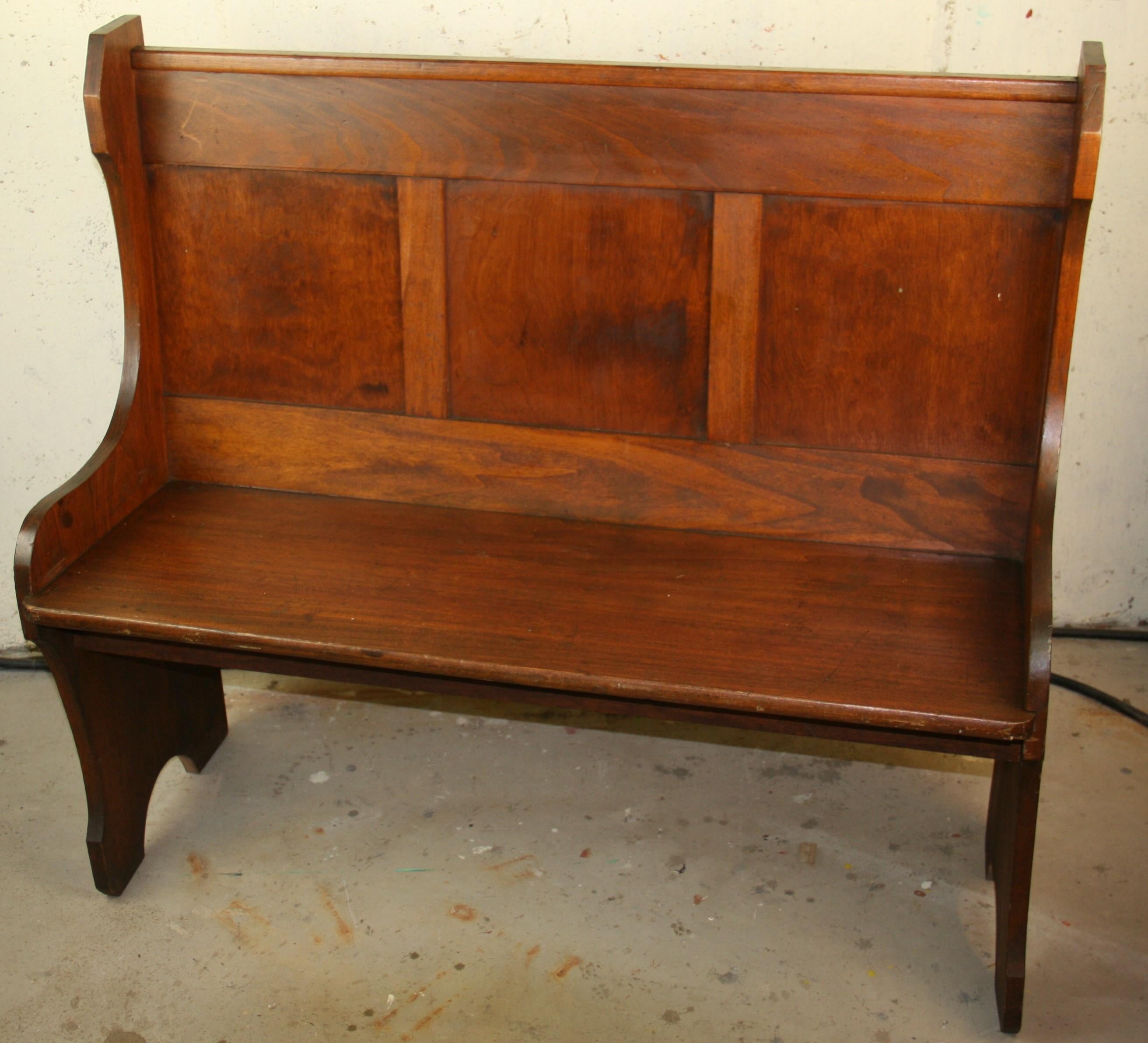 English Paneled Hall Settle/Bench 1920's In Good Condition In Douglas Manor, NY