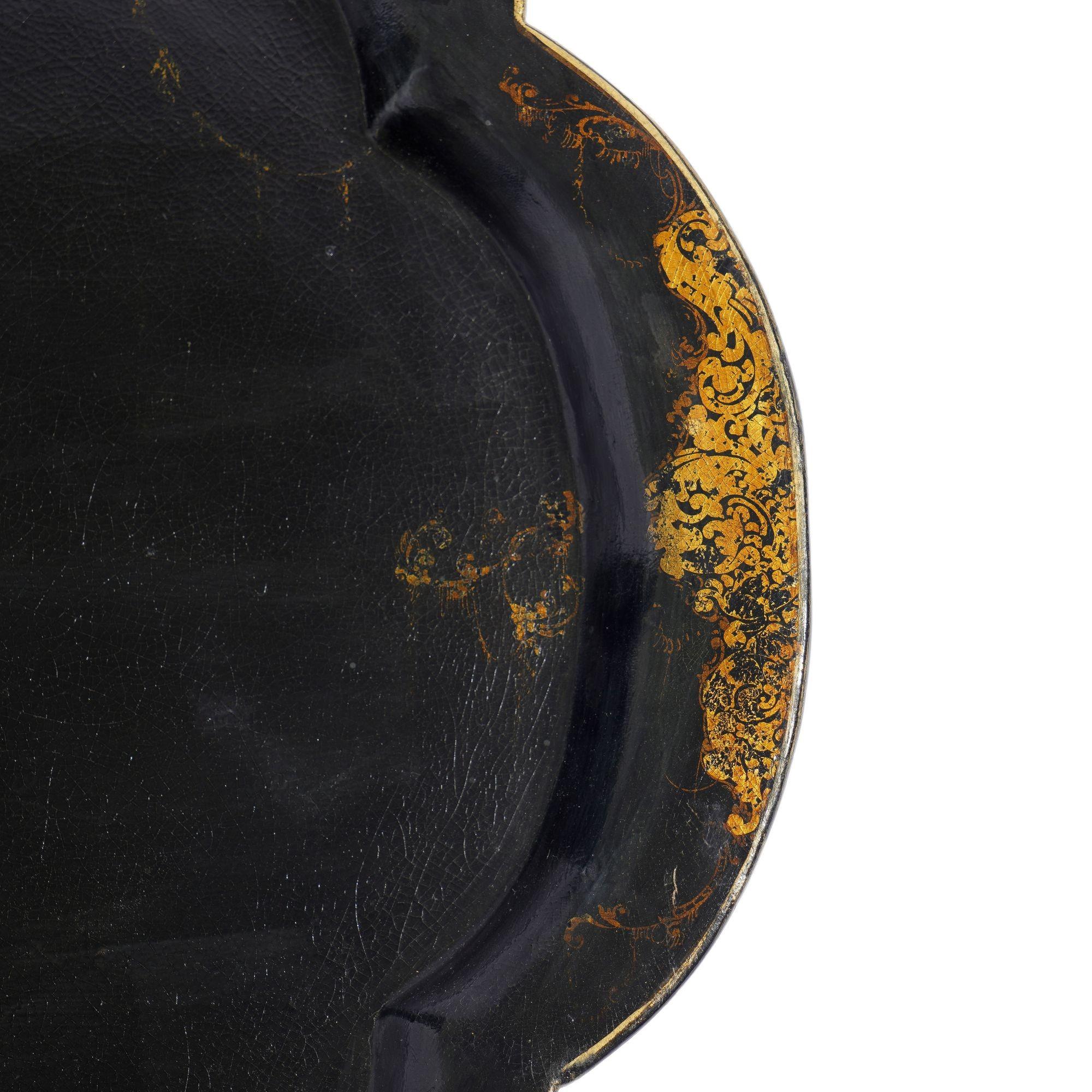 19th Century English paper mache tea tray with scalloped edge, 1850's For Sale
