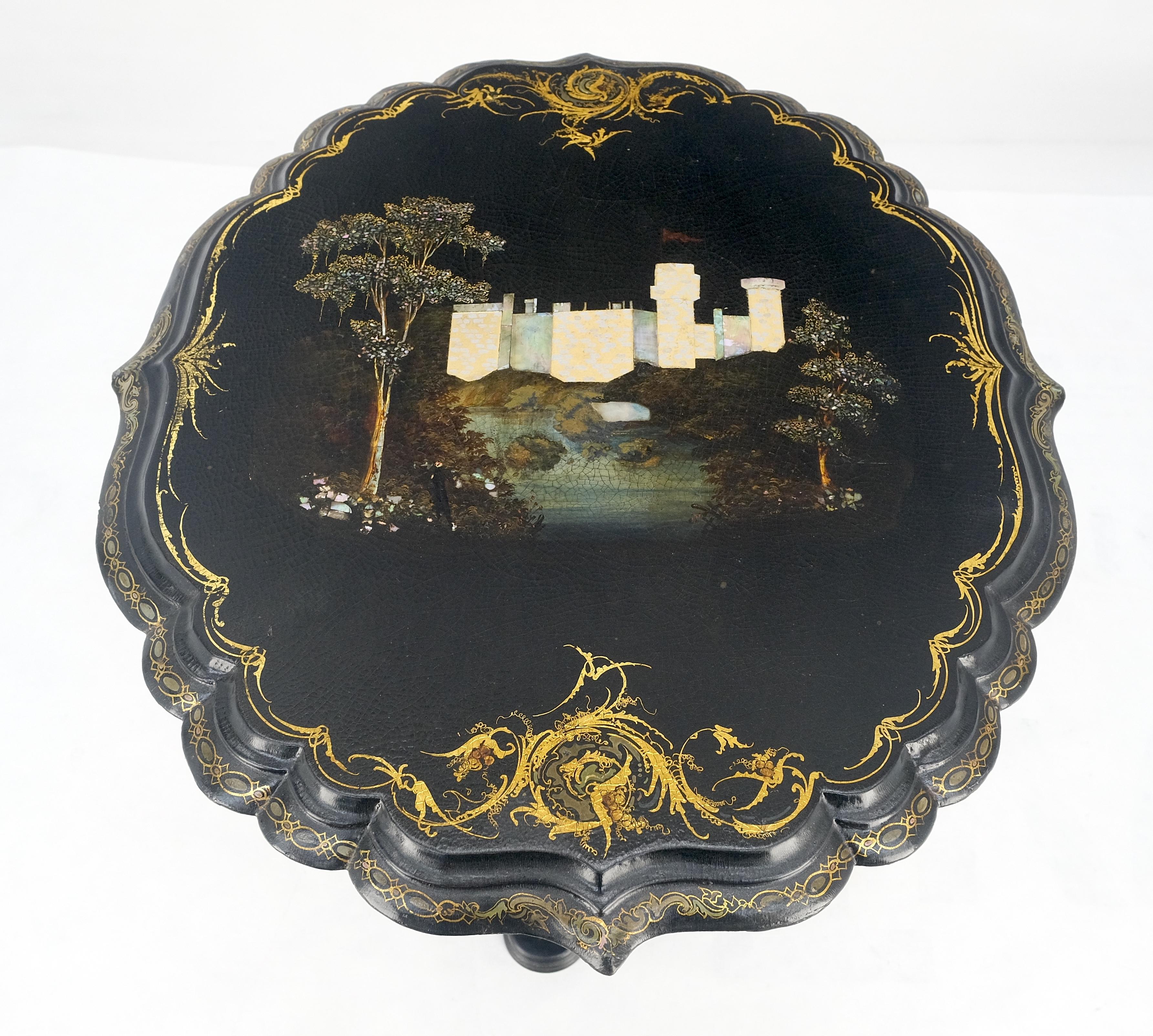 English Papier-Mache Black Gold Mother of Pearl Antique c1900s Lamp Table Clean! In Good Condition For Sale In Rockaway, NJ