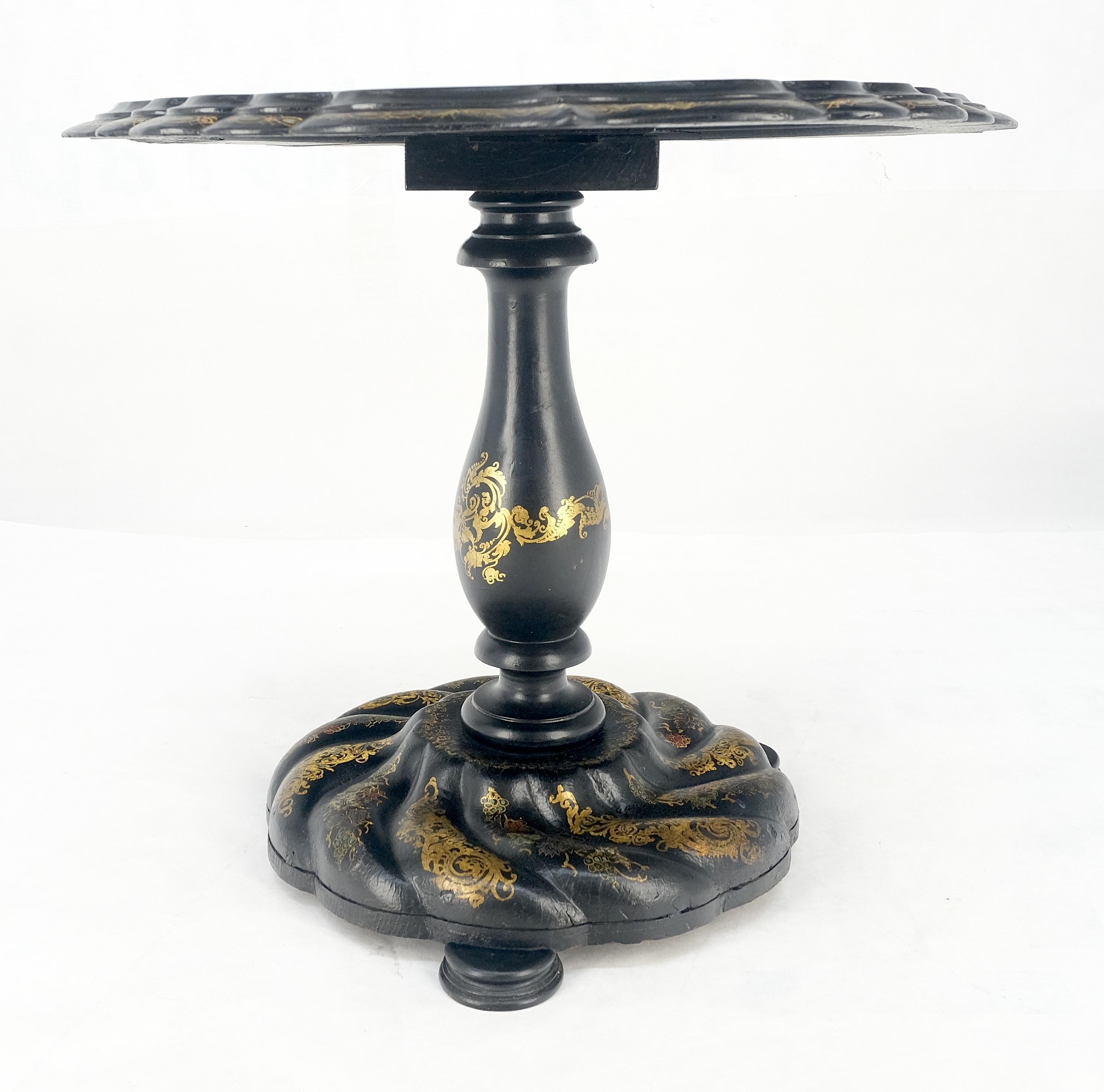 20th Century English Papier-Mache Black Gold Mother of Pearl Antique c1900s Lamp Table Clean! For Sale