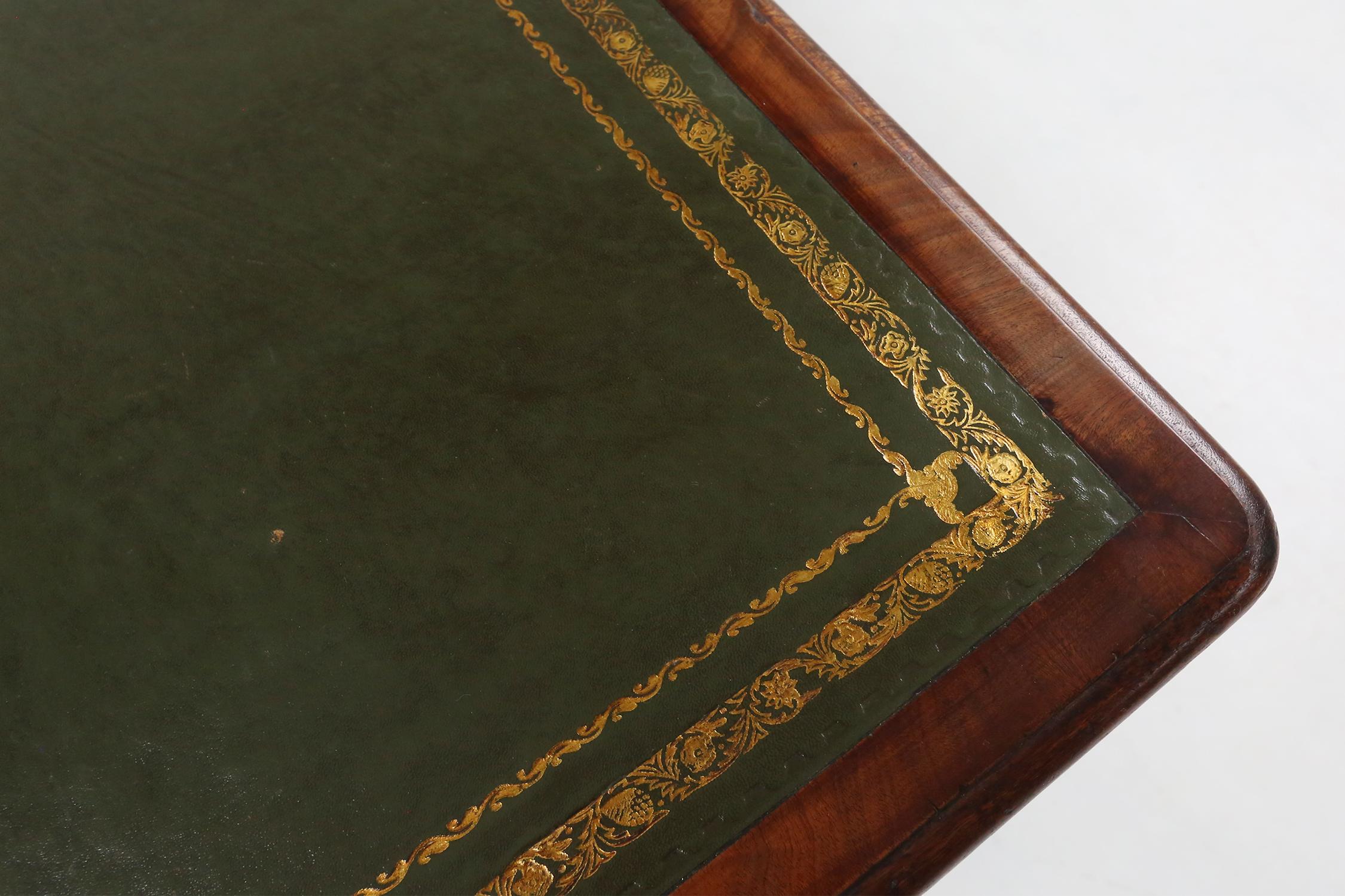  English partner writing table with green leather decorated surface, ca. 1870 For Sale 5