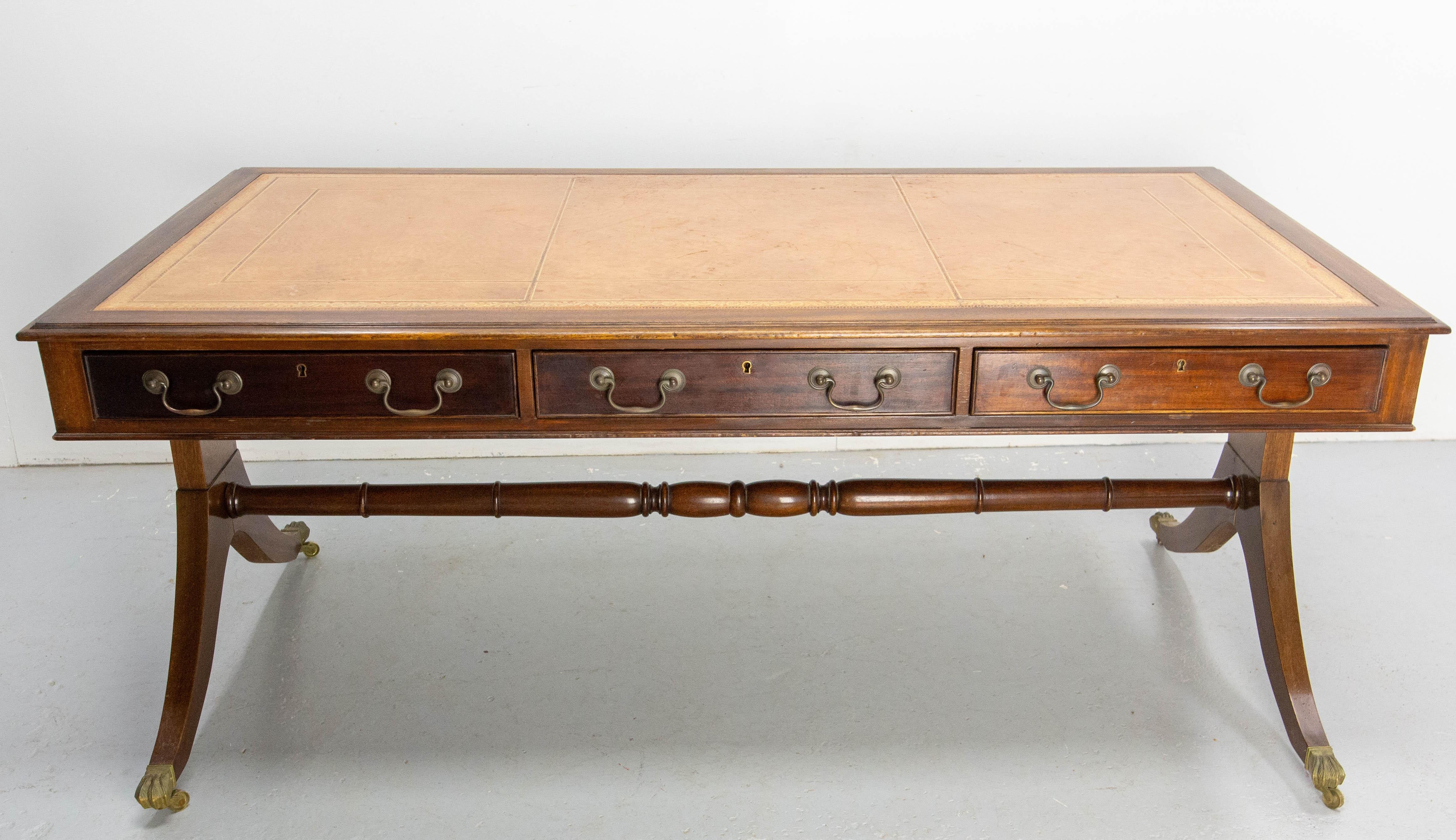 English Patinated Large Desk, Double Side, Wood, Leather & Iron circa 1900 In Fair Condition For Sale In Labrit, Landes