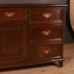 Base de commode anglaise en pin patiné
