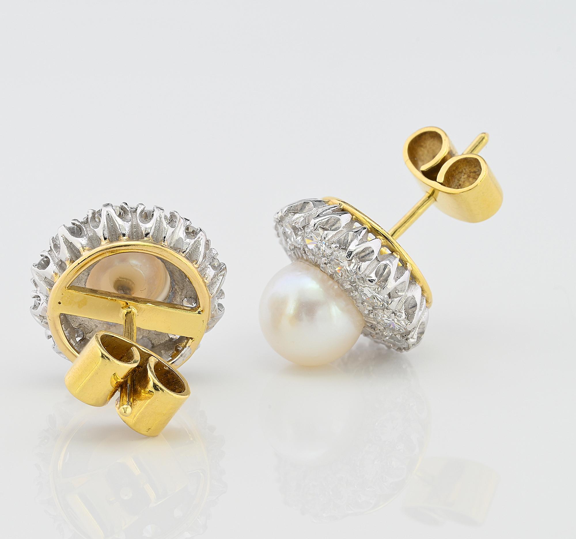English Pearl 2.40 Ct Diamond G VVS Daisy Stud Earrings For Sale 1