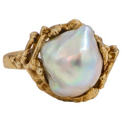 English Pearl Ring 9 Karat Yellow Gold