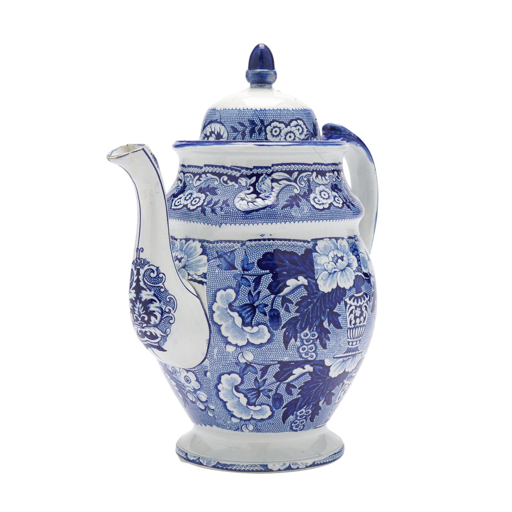 British English pearlware coffee pot, c. 1830 For Sale