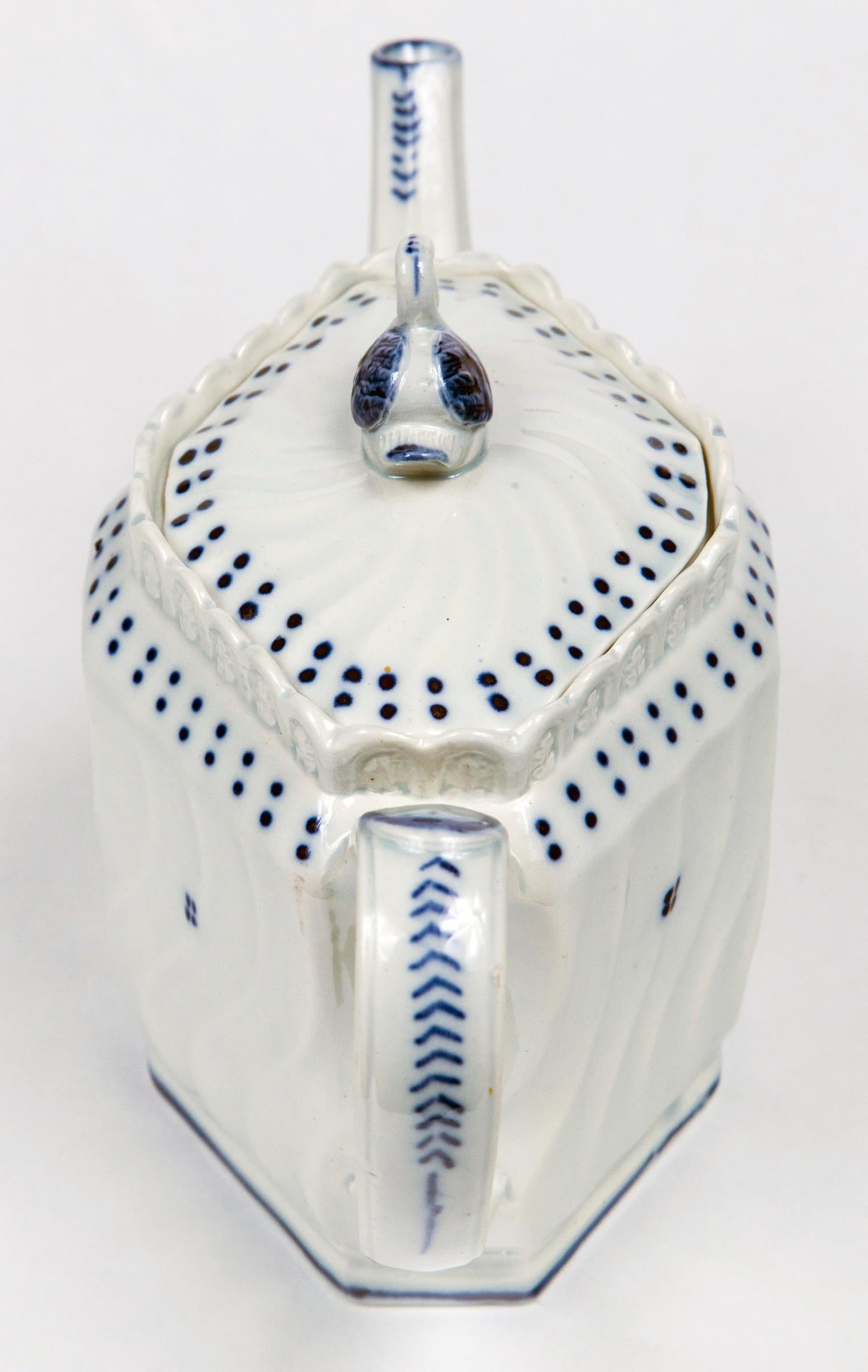Service à thé en céramique perlée anglaise, début du XIXe siècle en vente 2