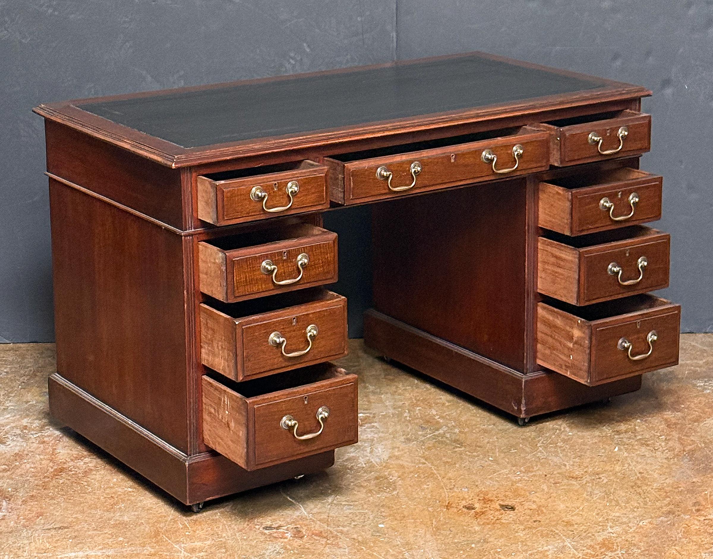 Edwardian English Pedestal Desk of Mahogany with Embossed Leather Top For Sale