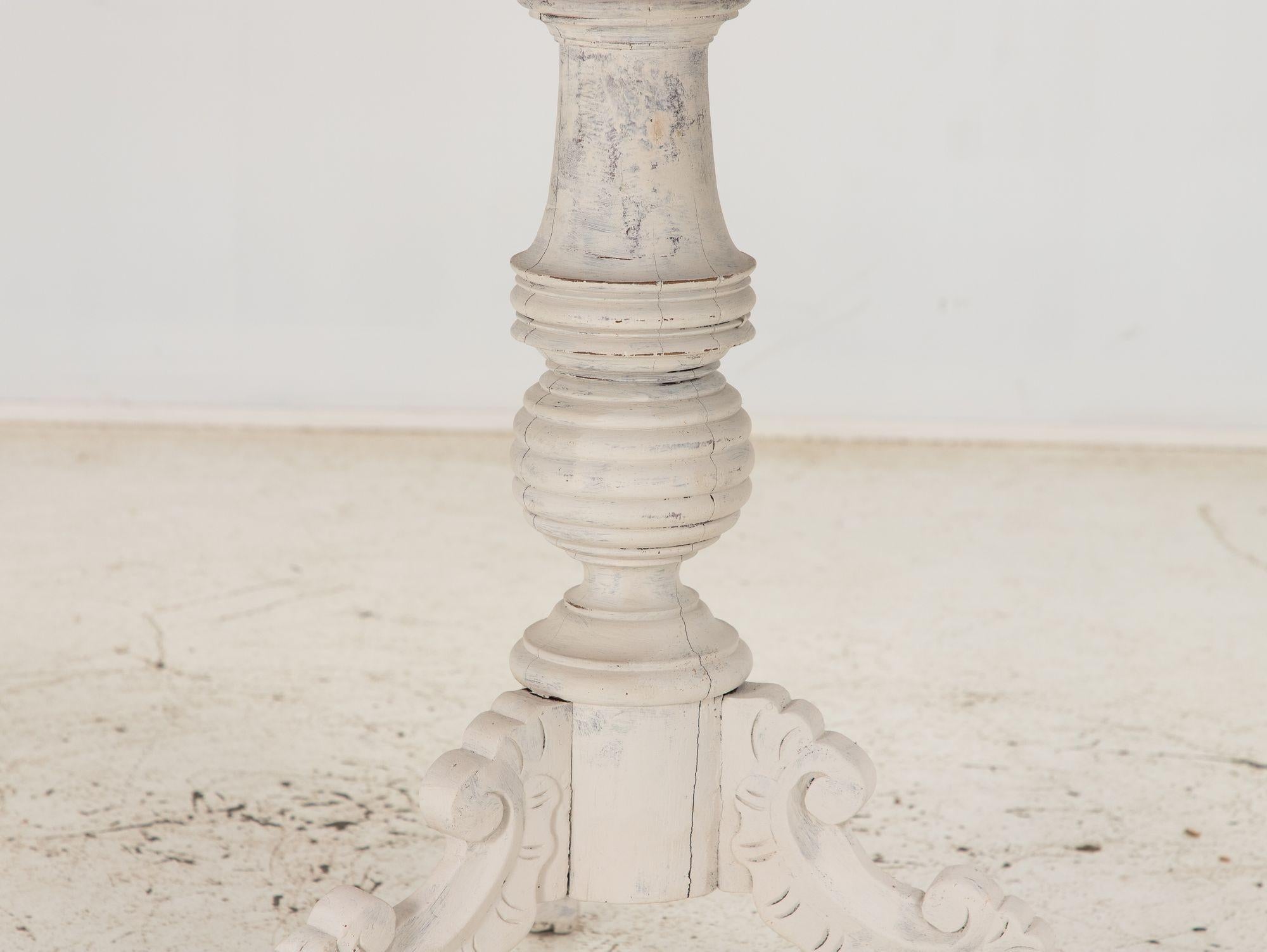 English Pedestal table, late 19th Century For Sale 3