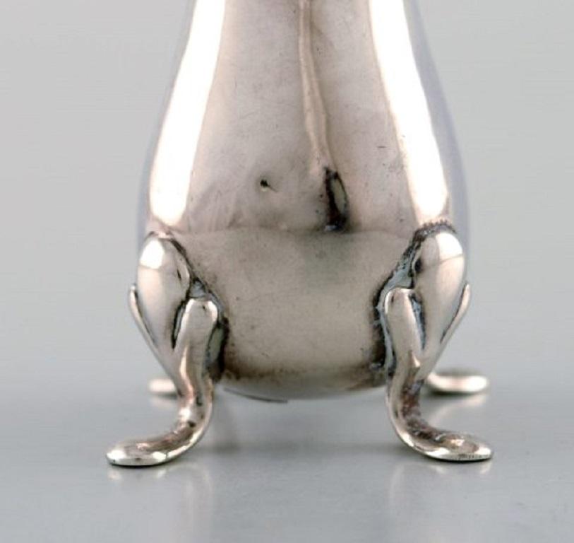 Victorian English Pepper Shaker in Silver, Late 19th Century from Large Private Collection For Sale