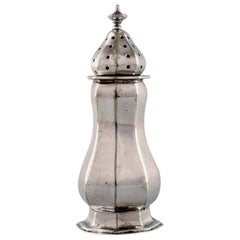 Antique English Pepper Shaker in Silver, Late 19th Century