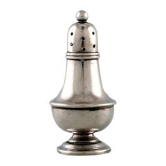 Antique English Pepper Shaker in Silver, Late 19th Century