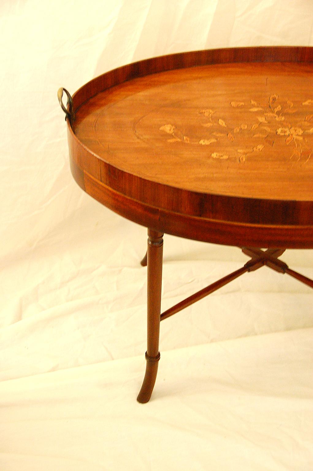 English Period Georgian Mahogany Oval Inlaid Butler's Tray on Custom Stand In Good Condition In Wells, ME