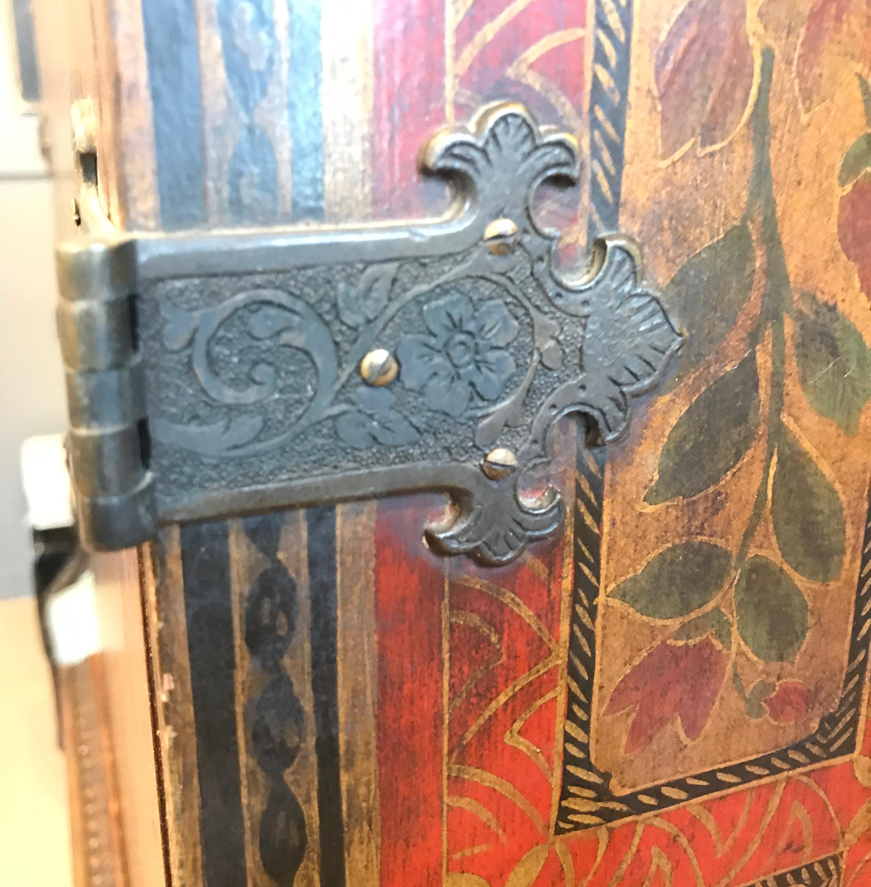 English Persian Style Chinoiserie Chest on Stand Bar Cabinet 7