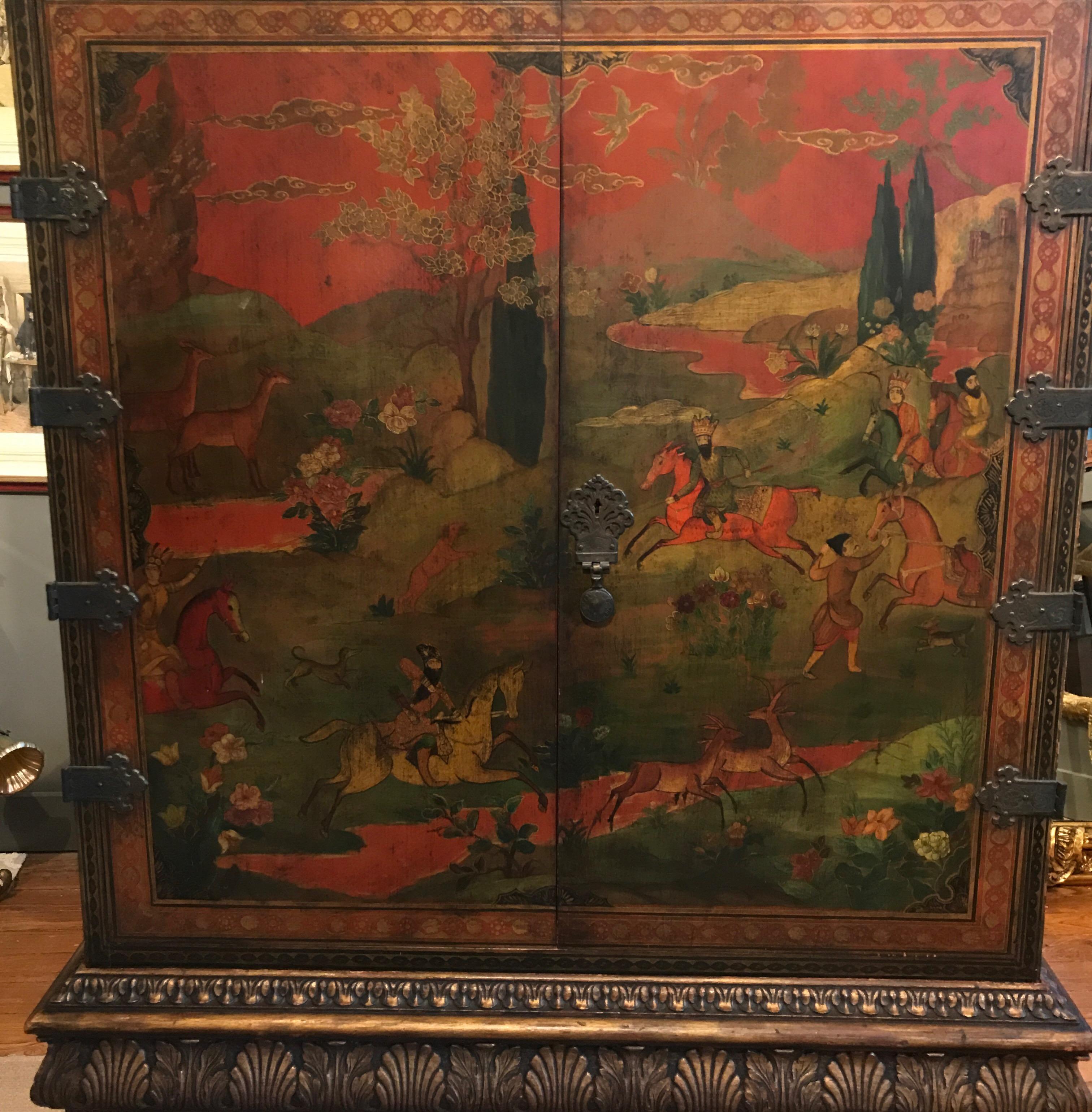 English Persian Style Chinoiserie Chest on Stand Bar Cabinet In Good Condition In Lambertville, NJ