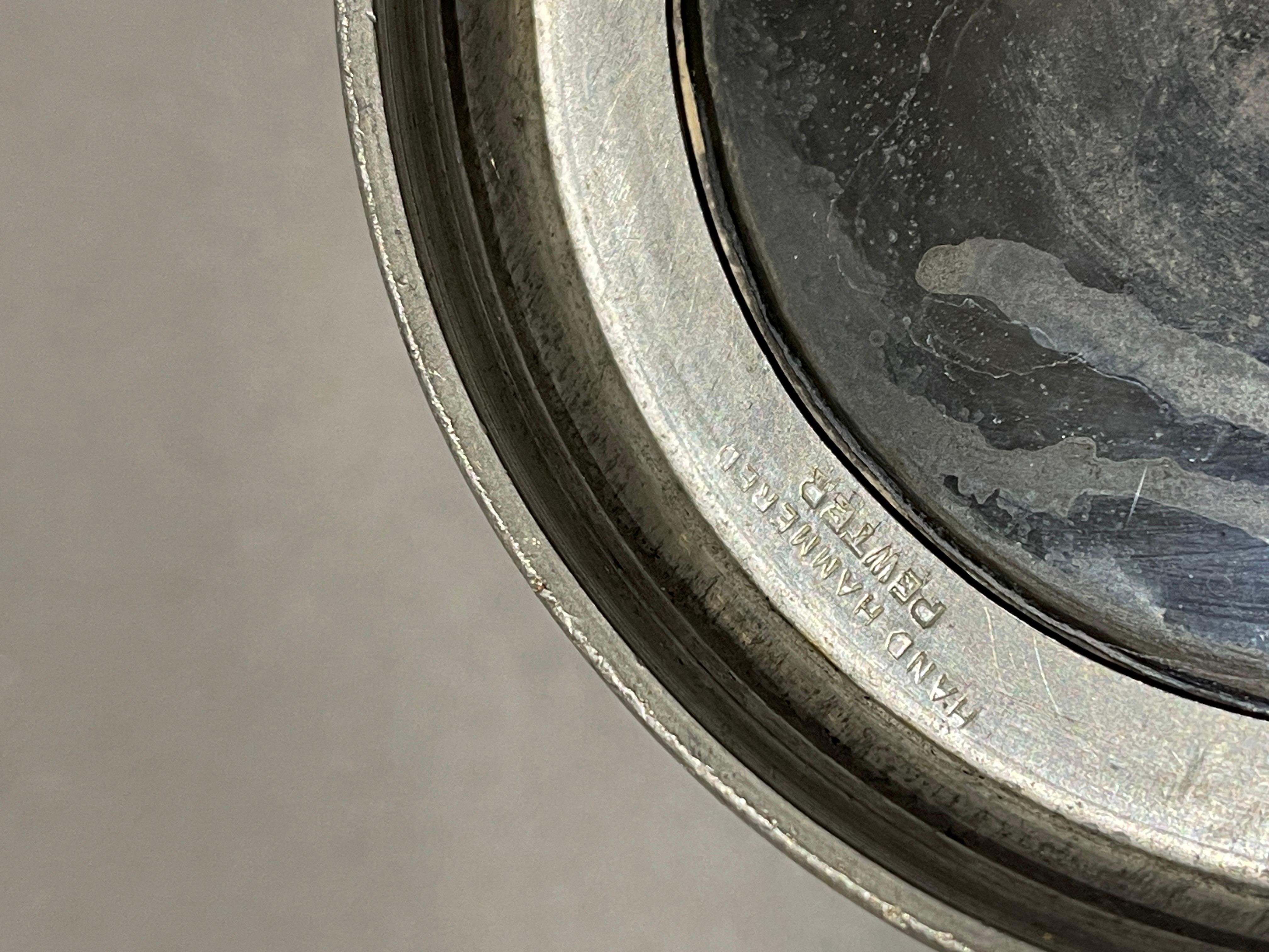 Englische Zinnbecher aus englischem Zinn, antike Tasse, Silber- Zinnkrug, Trinkgläser, 1850er Jahre (Gegossen) im Angebot
