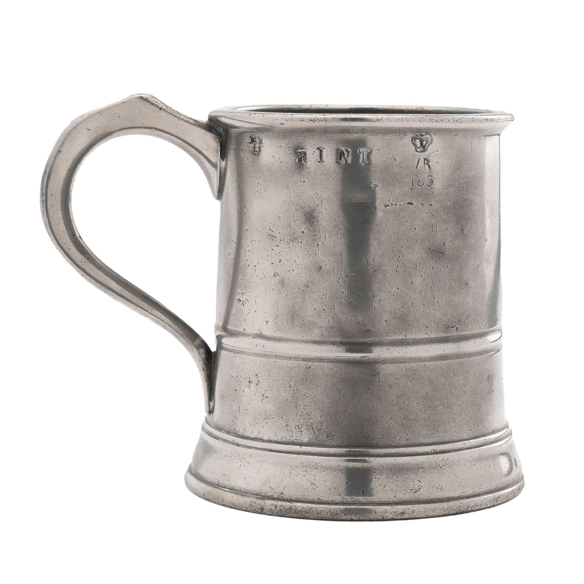 Taza inglesa de peltre, década de 1850 siglo XIX en venta