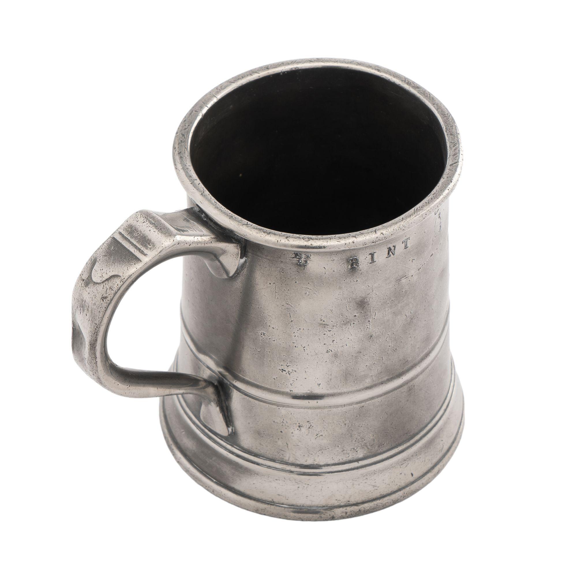 English Pewter Pint Mug, 1850s For Sale 3