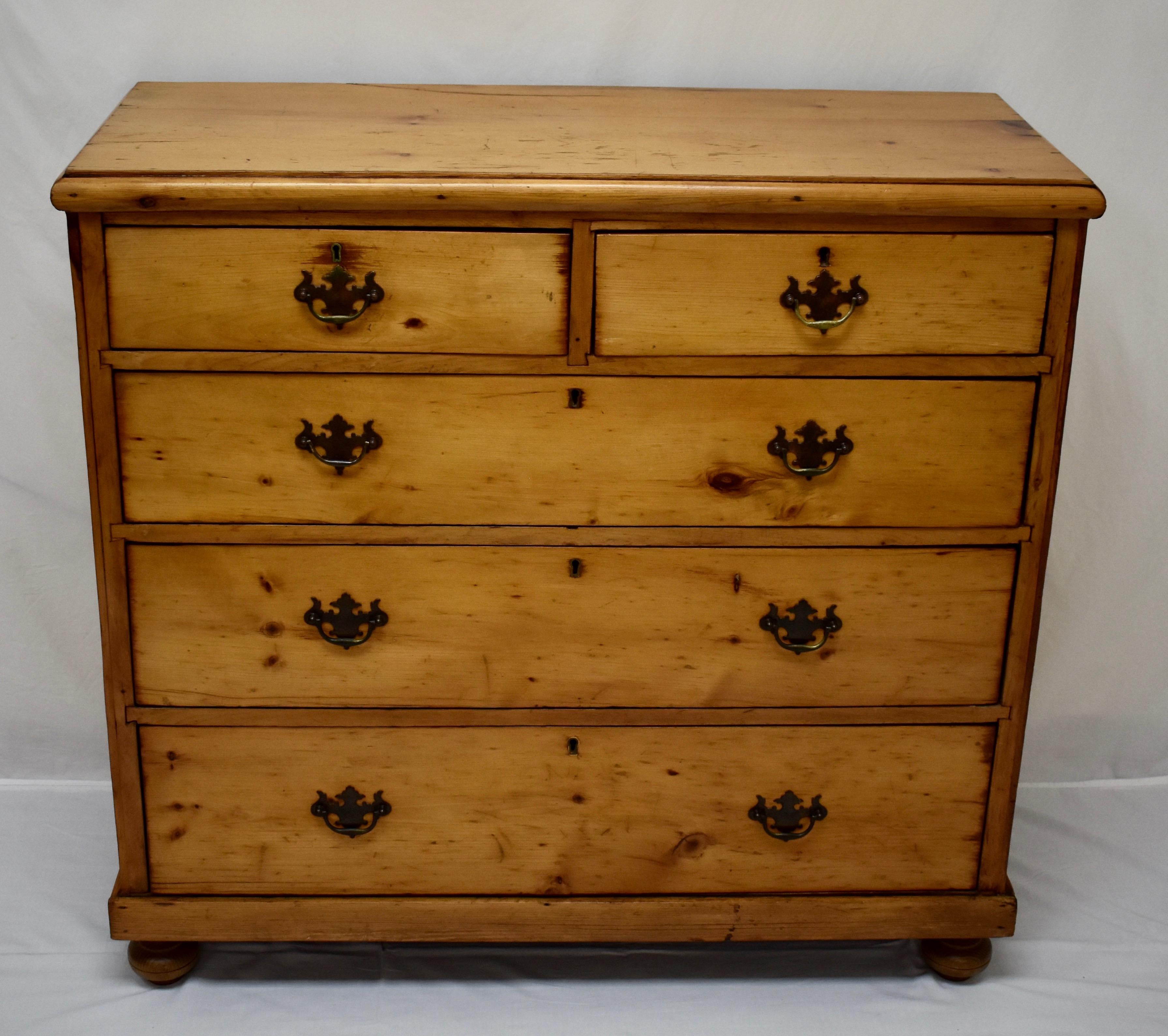 English Pine Chest of Drawers at 1stDibs