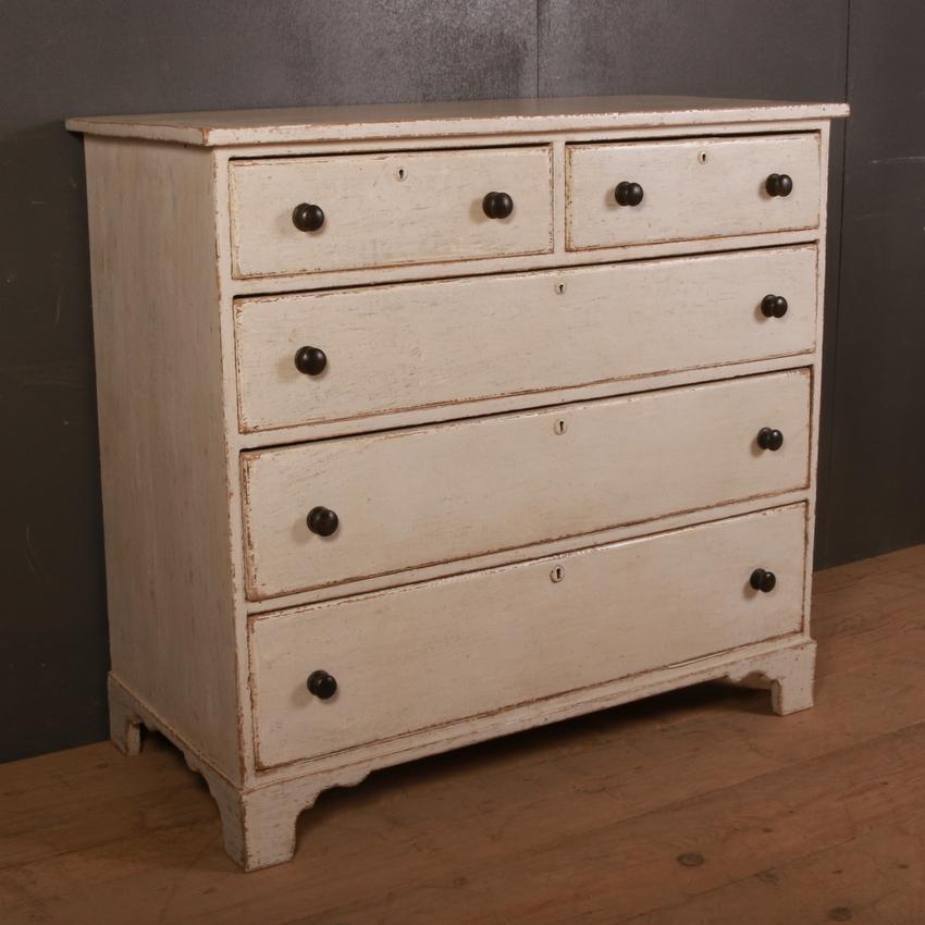 English Pine Chest of Drawers In Good Condition In Leamington Spa, Warwickshire