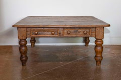 Table basse en pin anglais