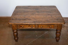 Table basse en pin anglais