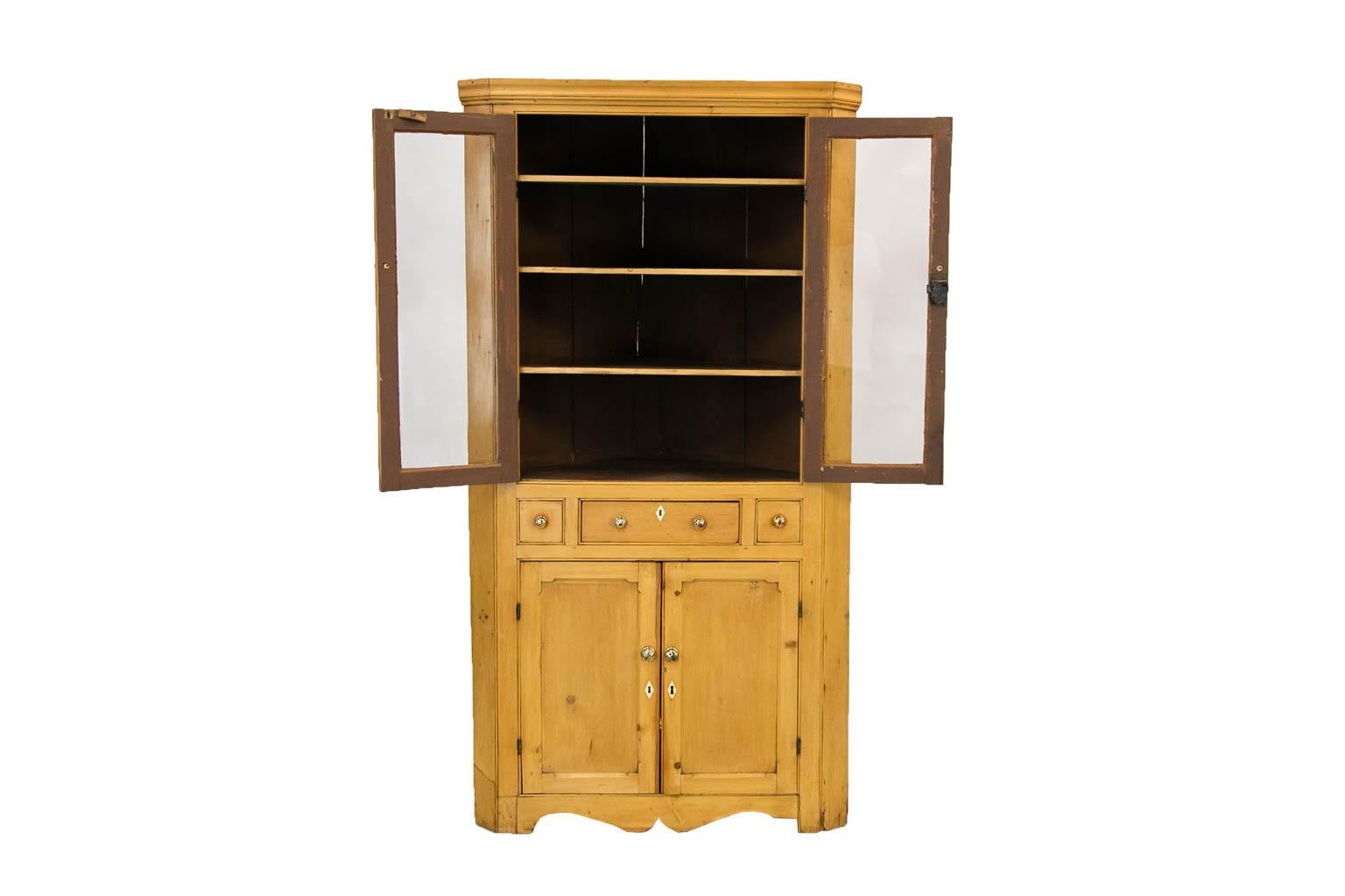 Mid-19th Century English Pine Corner Cupboard For Sale