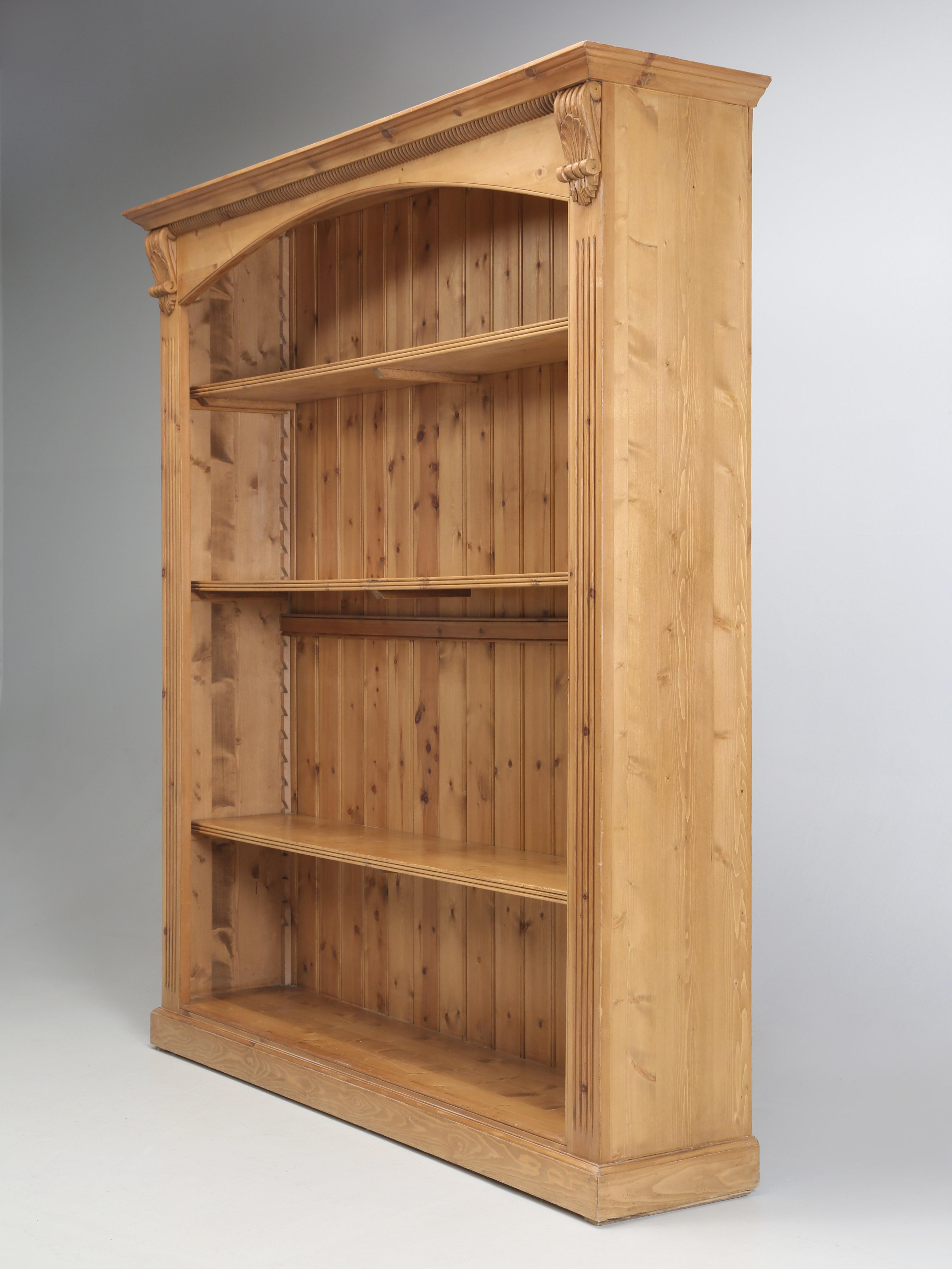 English Pine Open Front Bookcase in a traditional beeswax finish that was made in the town of Hull a port city in the Yorkshire region of England. Quite a while ago, there was company called Chrispyn English Pine who produced beautiful English