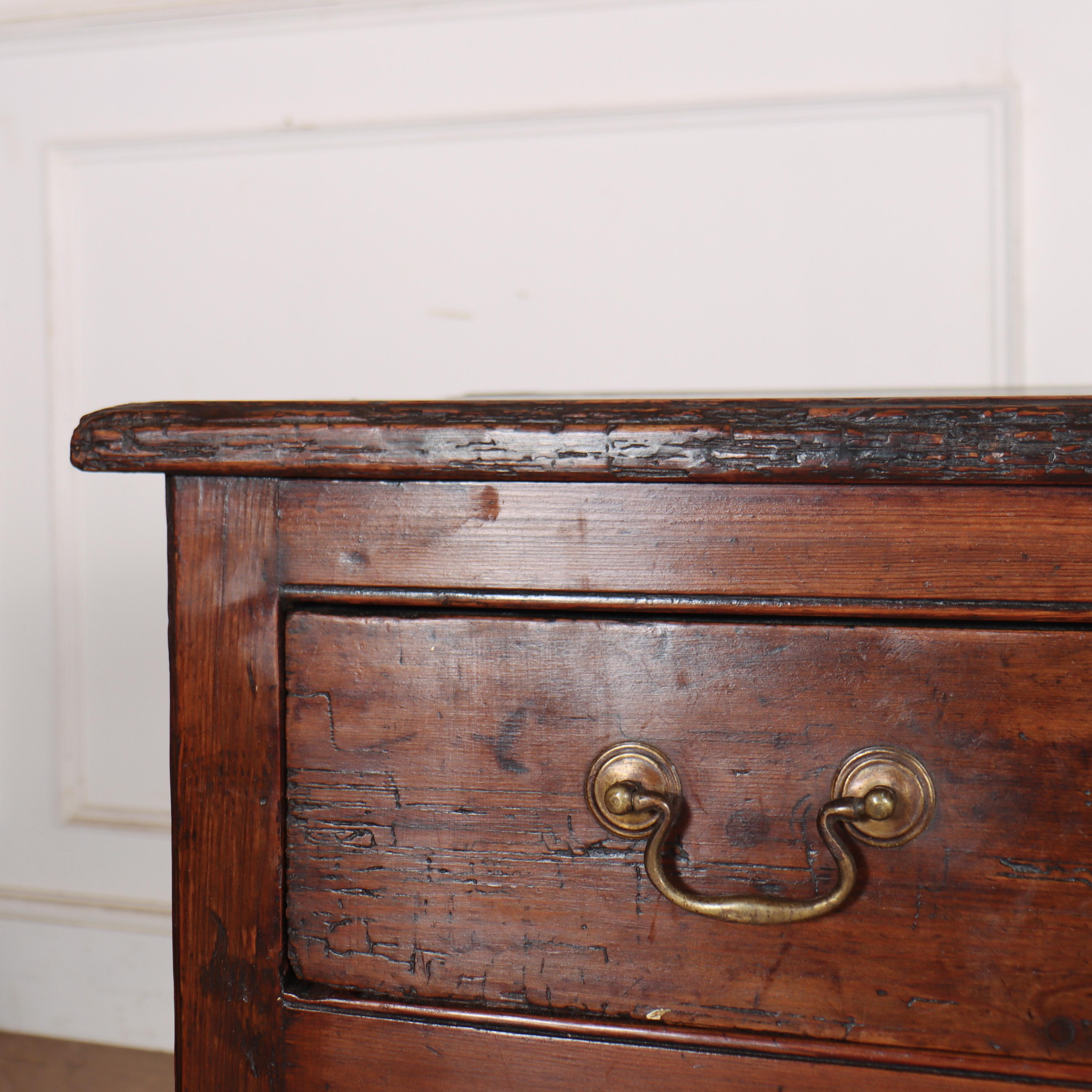 English Pine Dresser Base In condizioni buone in vendita a Leamington Spa, Warwickshire