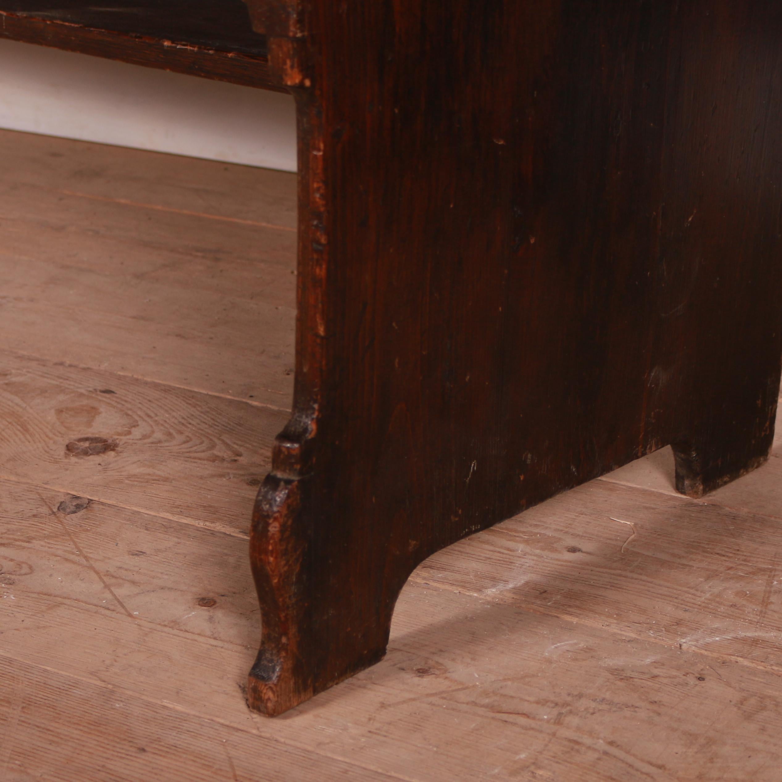 Early 19th English patinated pine 3 drawer dresser base. 1820.