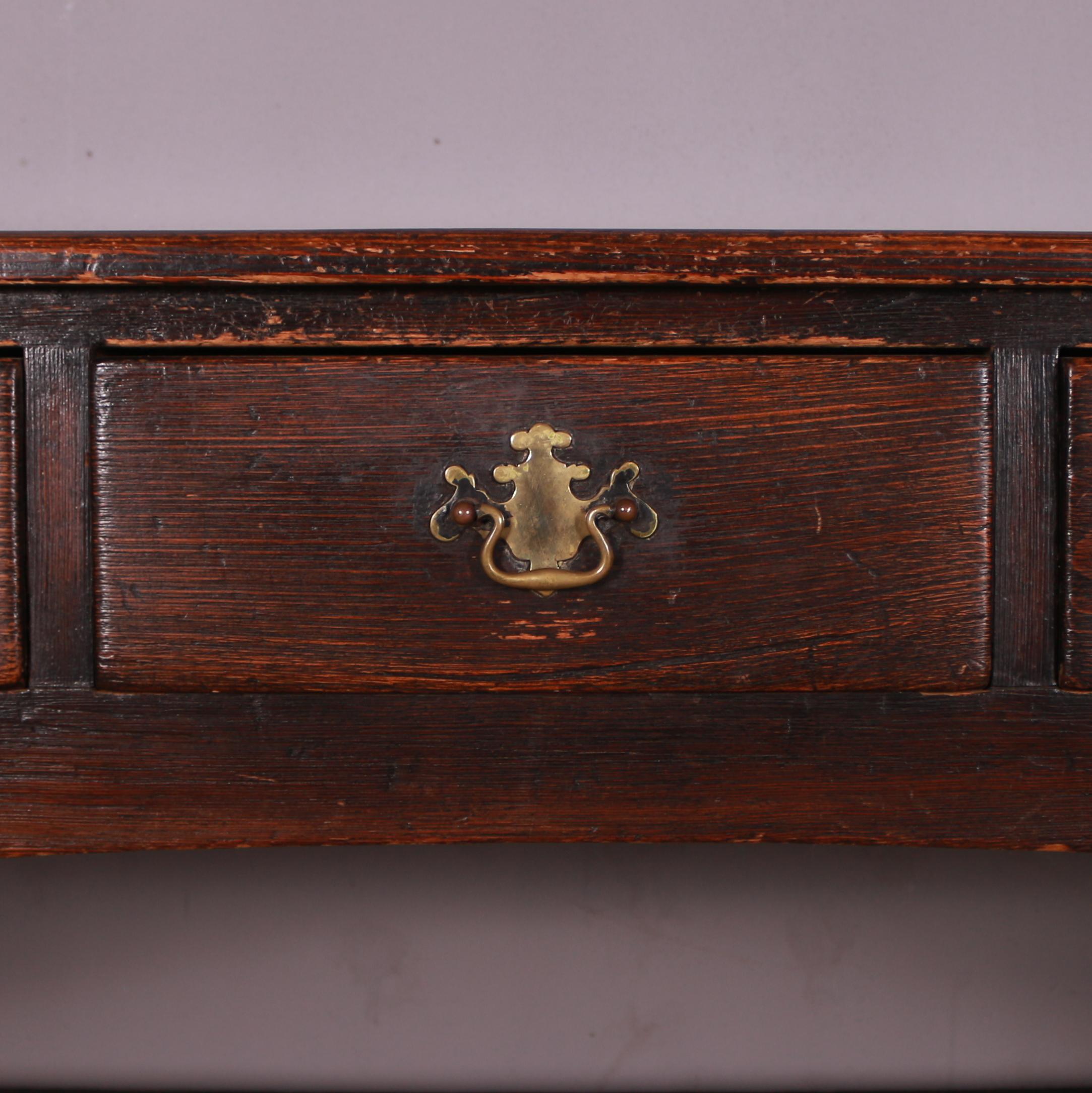 English Pine Dresser Base / Sideboard In Good Condition For Sale In Leamington Spa, Warwickshire