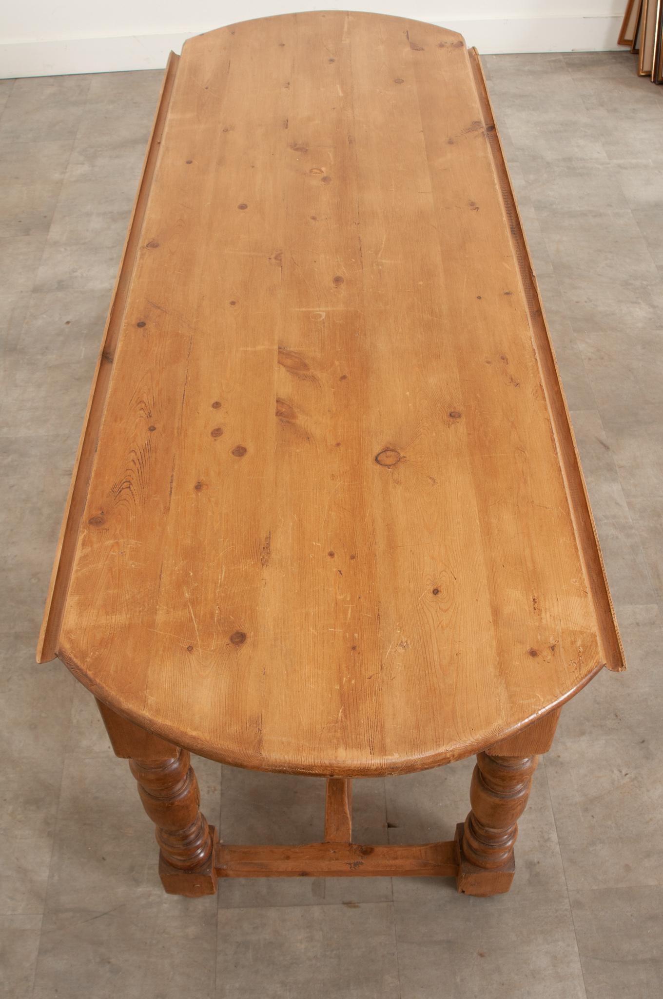 English Pine Drop Leaf Dining Table For Sale 1