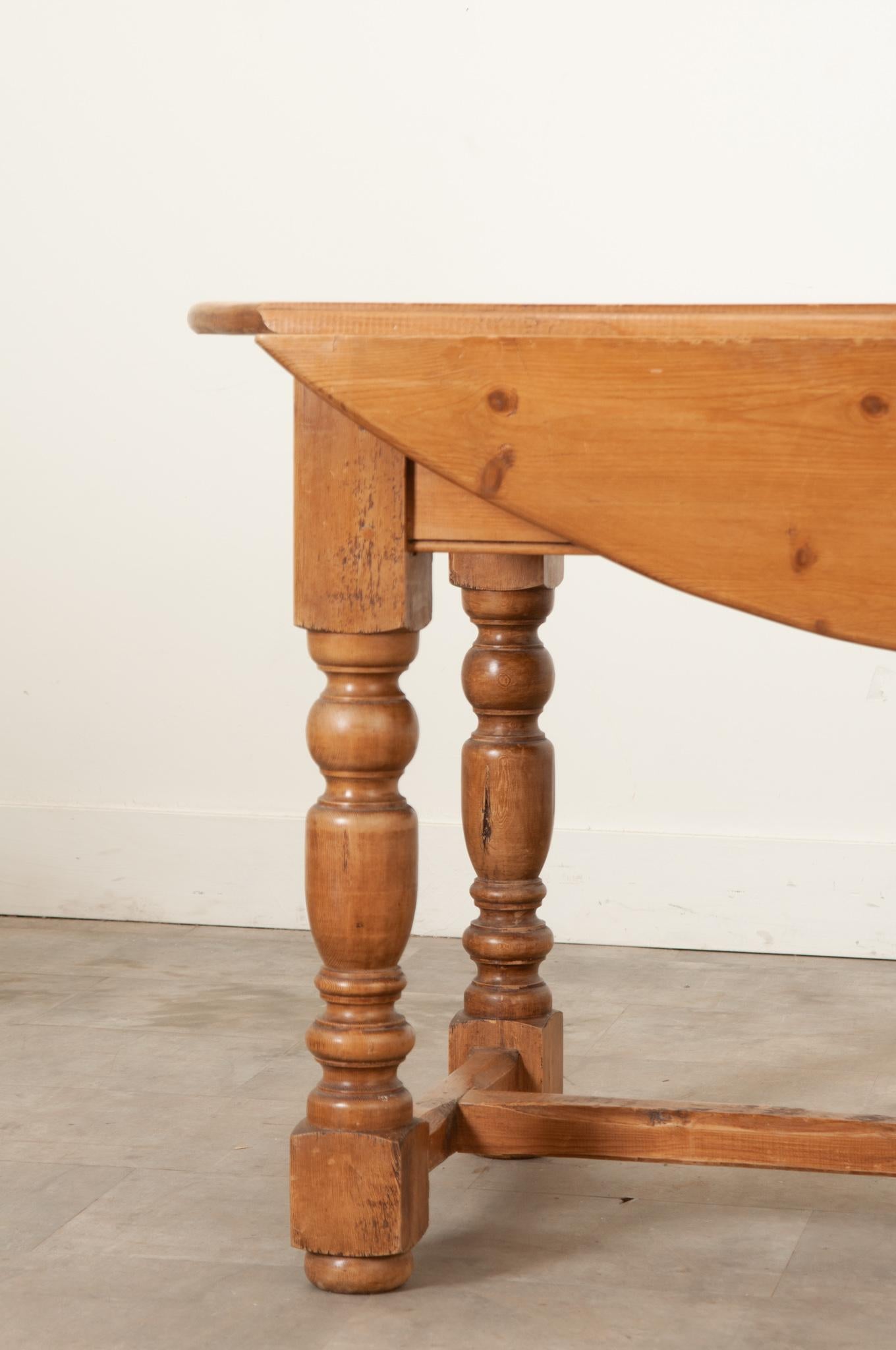 English Pine Drop Leaf Dining Table For Sale 3