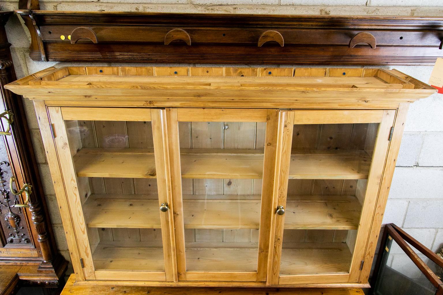 Late 19th Century English Pine Hanging Cabinet with Glass Doors