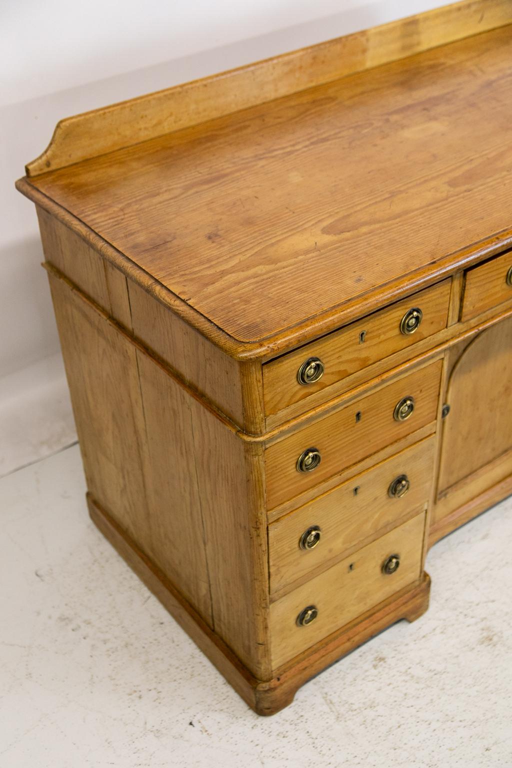 Mid-19th Century English Pine Knee Hole Server For Sale