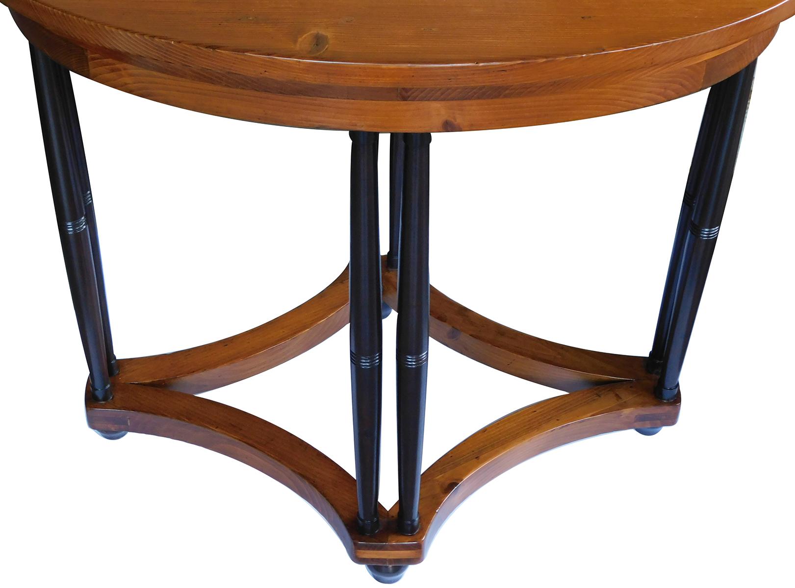 Early 20th Century English Pine Oval Center/Side Table Raised on Columnar Supports For Sale