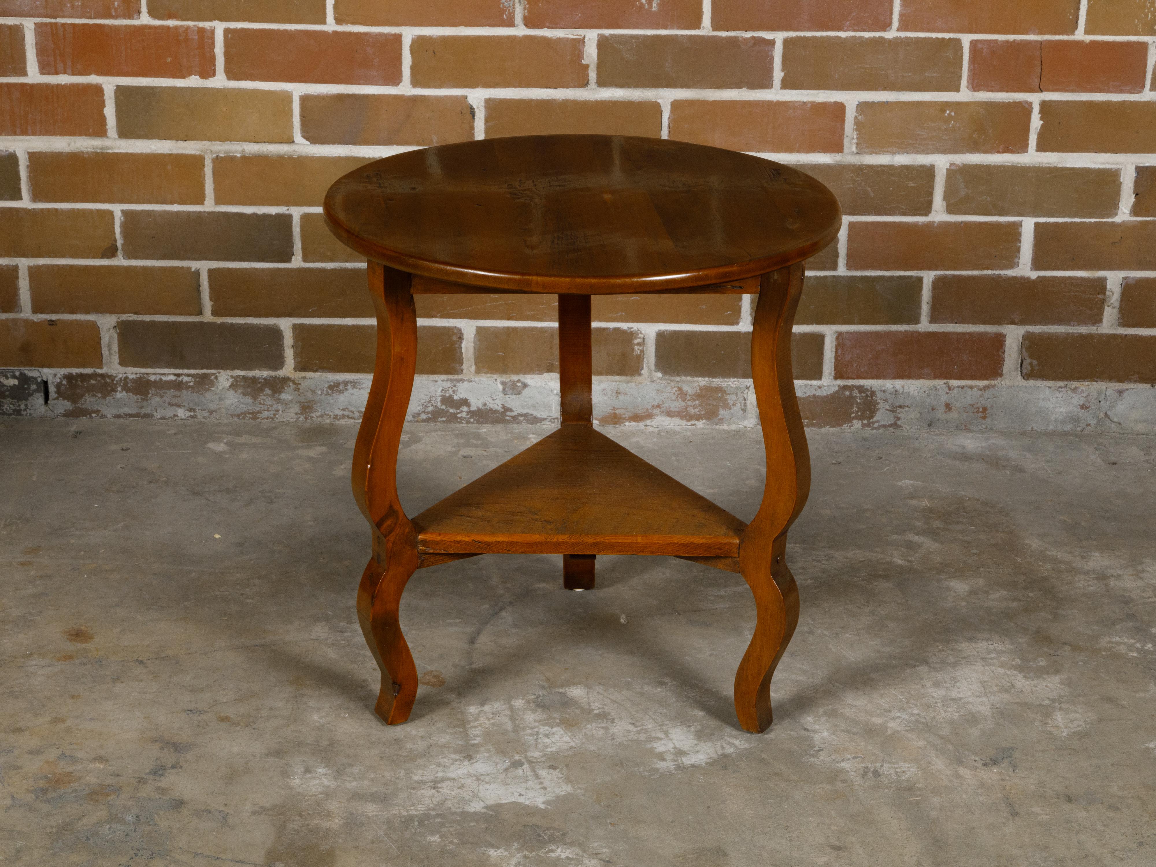 English Pine Side Table with Circular Top, Curving Legs and Triangular Shelf For Sale 5
