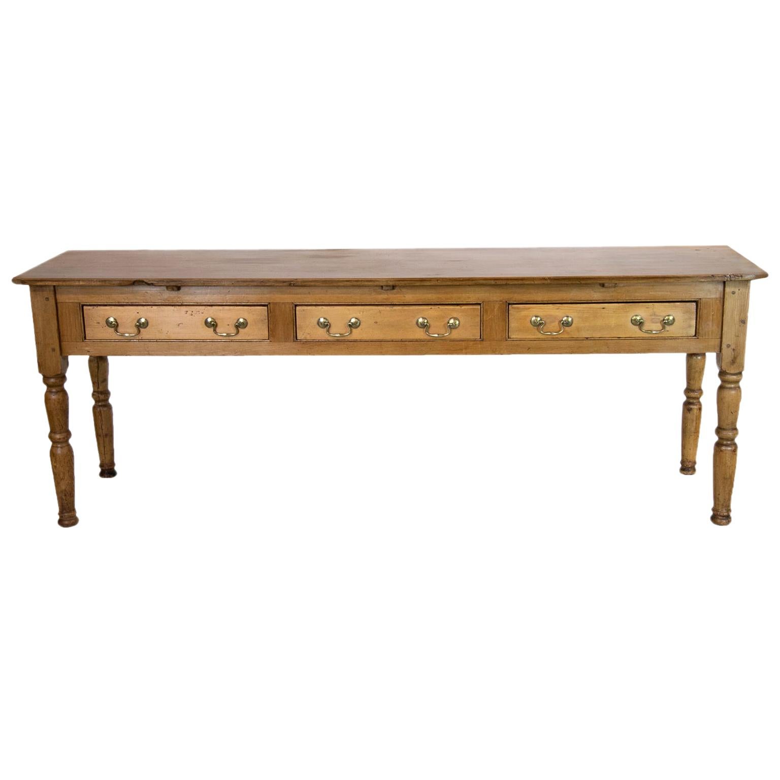 Hepplewhite Sideboard For Sale at 1stDibs