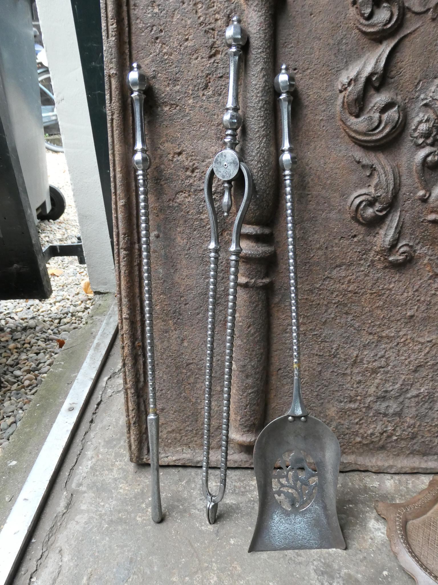English Polished Steel Georgian Fireplace Tool Set, 18/19th C. For Sale 4