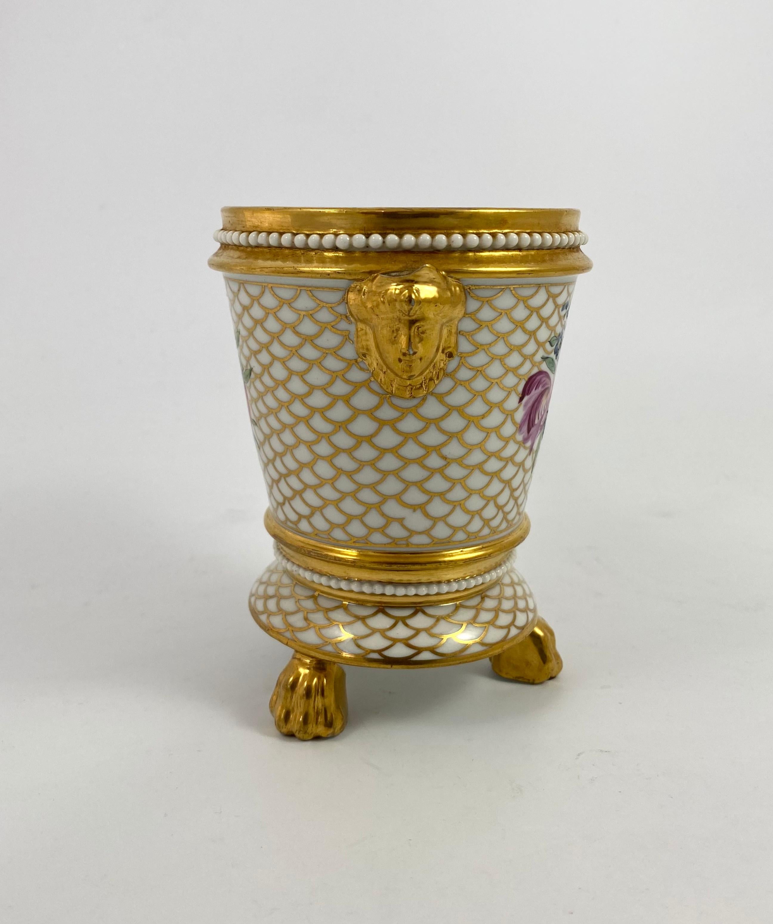 Regency English Porcelain Cache Pot and Cover, c. 1820