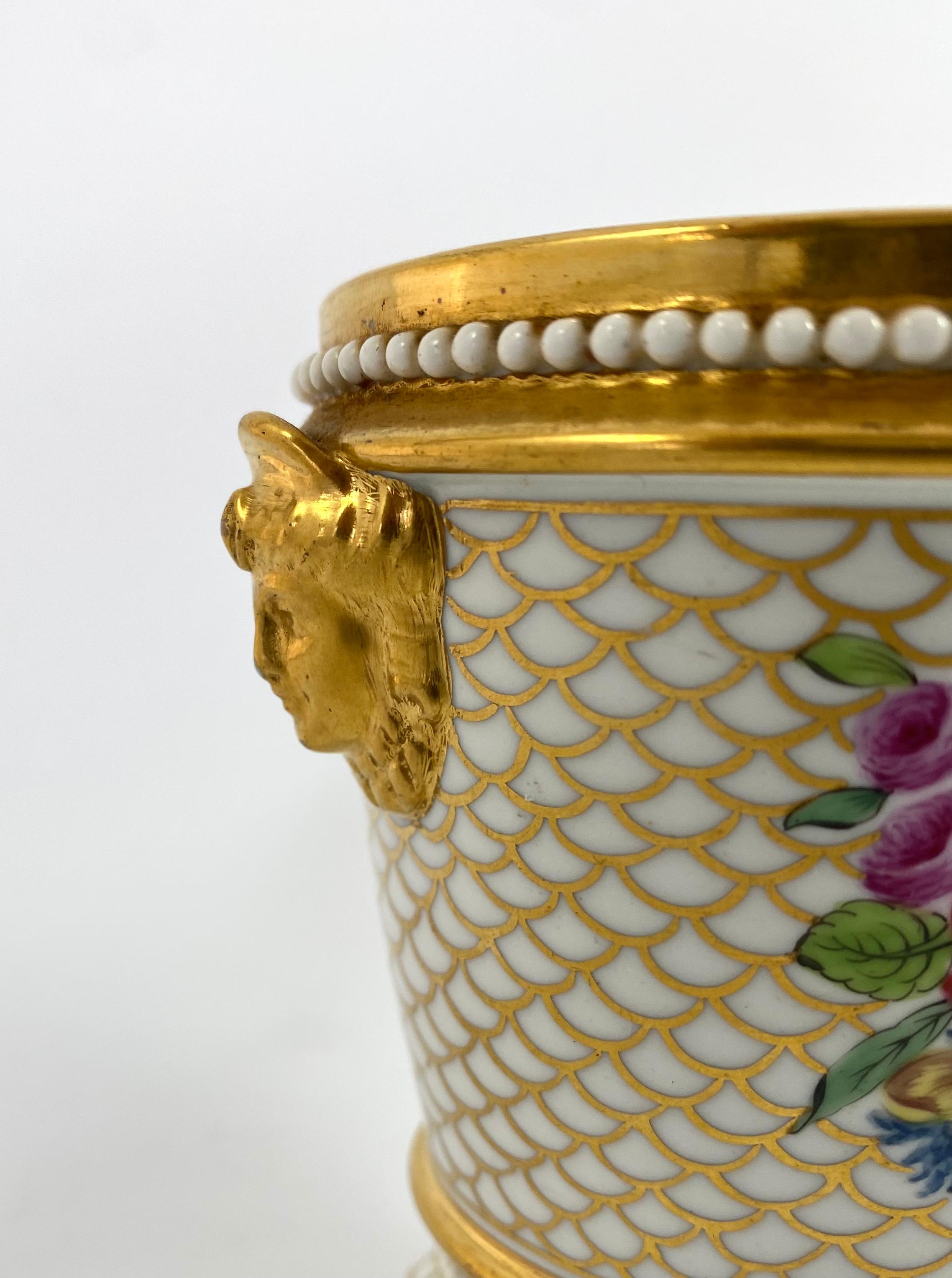English Porcelain Cache Pot and Cover, c. 1820 2