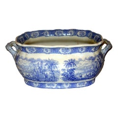 Cache-pot en porcelaine anglaise