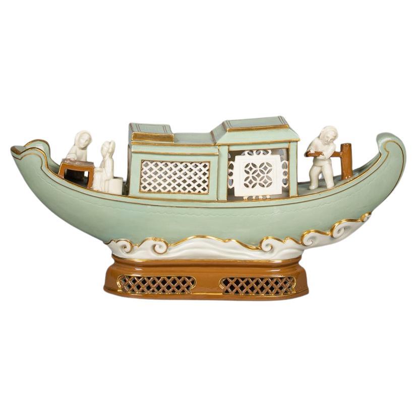 English Porcelain Chinese Ornament Boat with Figures, Minton, circa 1880