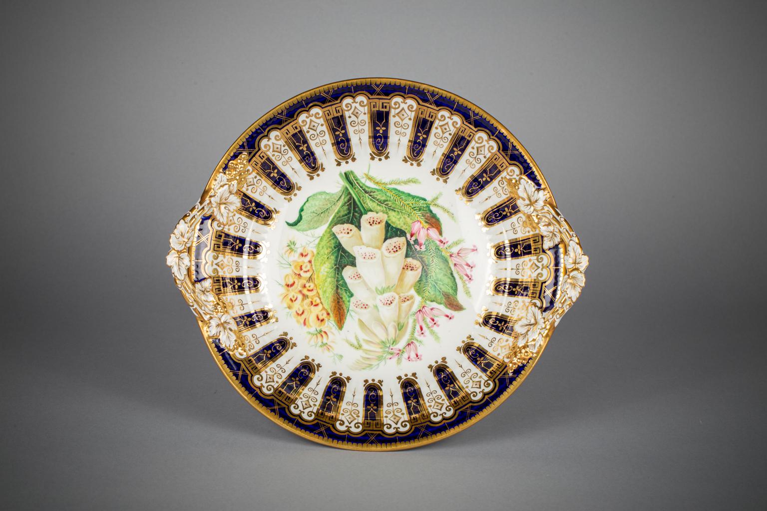 Service à dessert en porcelaine anglaise de couleur cobalt, vers 1830 en vente 5