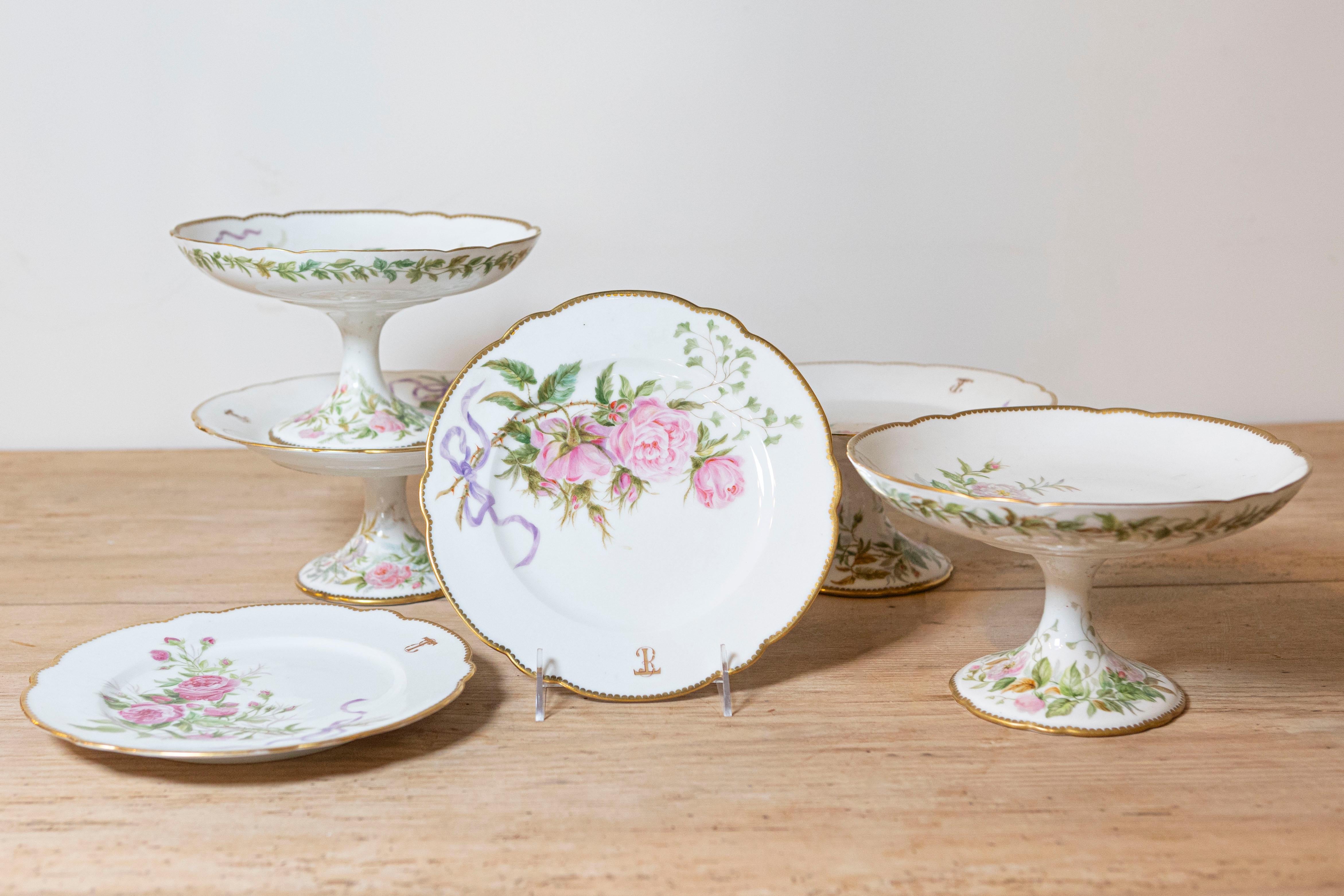 20th Century English Porcelain Compotes and Plates with Floral Décor and Gilt Trim For Sale