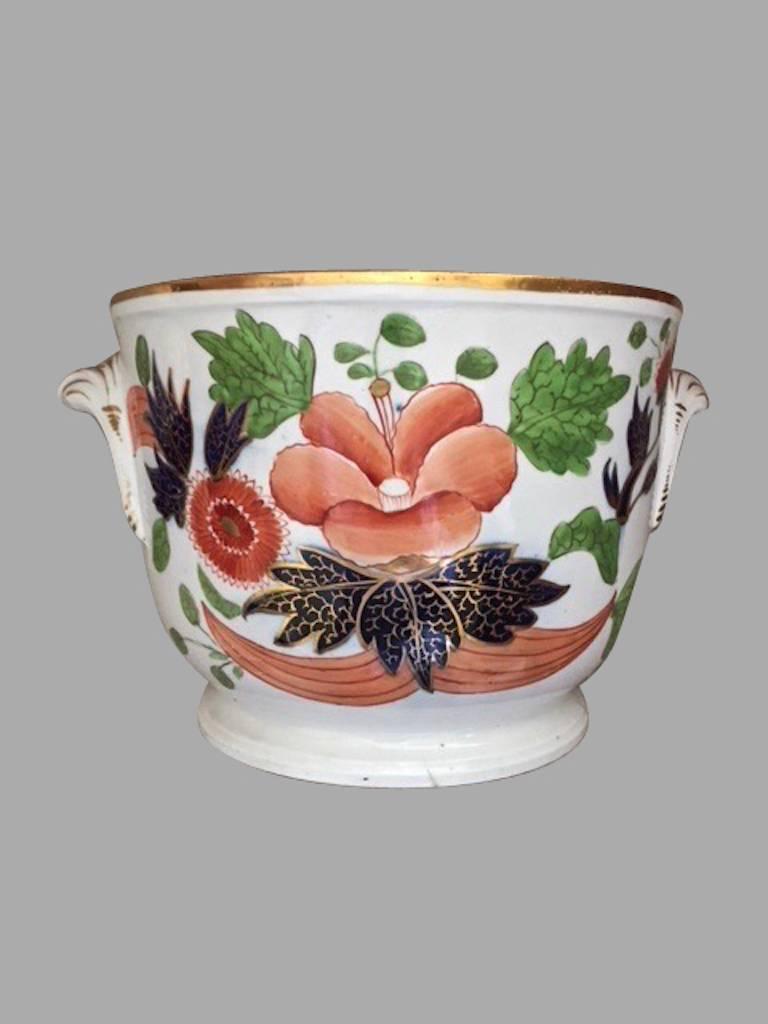 English Porcelain Fruit or Ice Cooler in the Chinese Imari Pattern 1