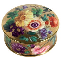 English Porcelain Gold-Ground Botanical Patch Box with Irish References, "Forget