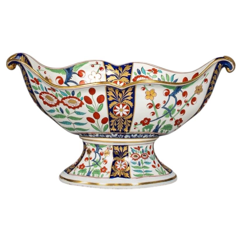 English Porcelain Imari Pattern Centerpiece, Barr Worcester, circa 1800