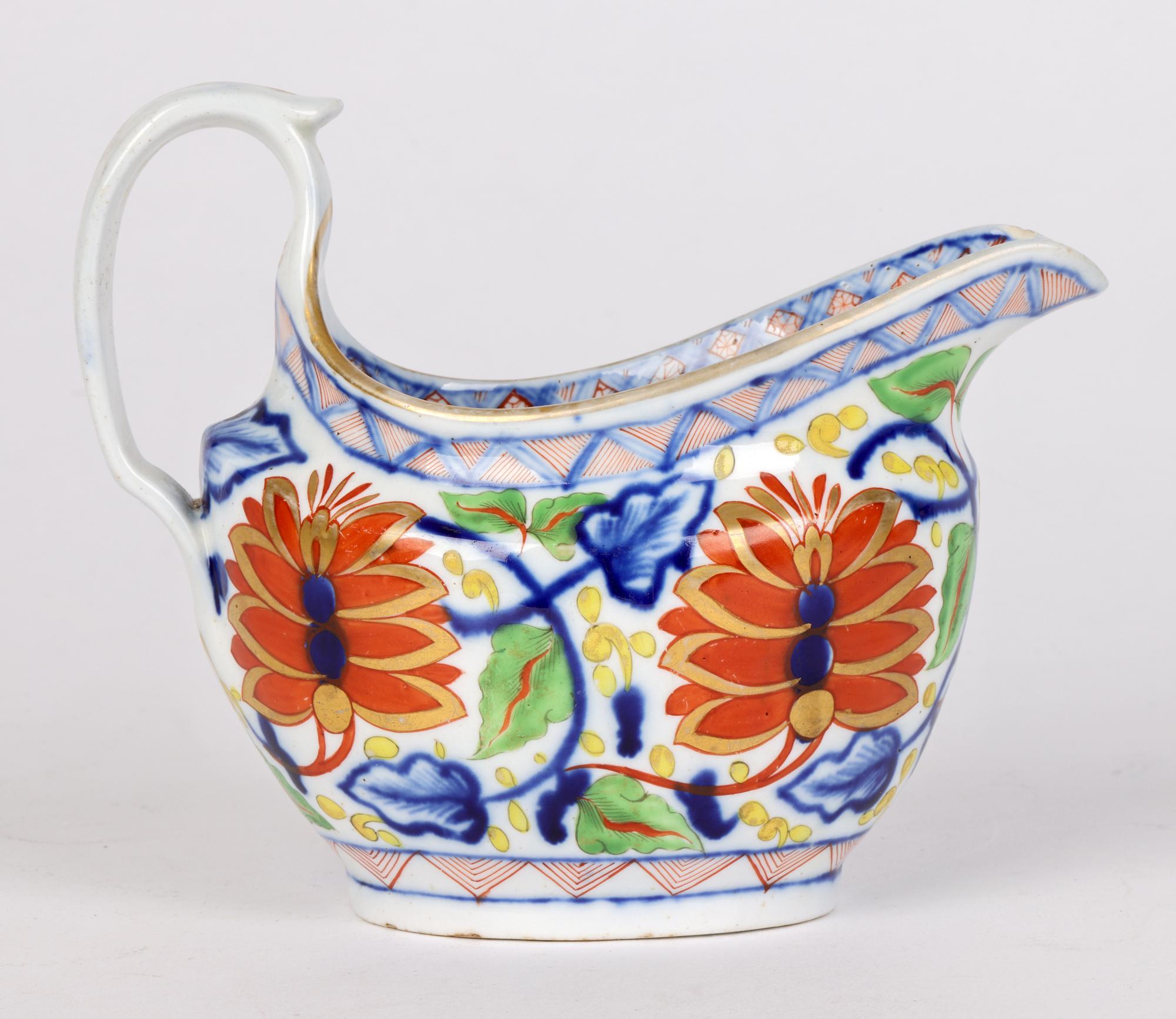 Giorgio III Brocca dipinta in Imari Porcelain inglese a forma di Londra in vendita